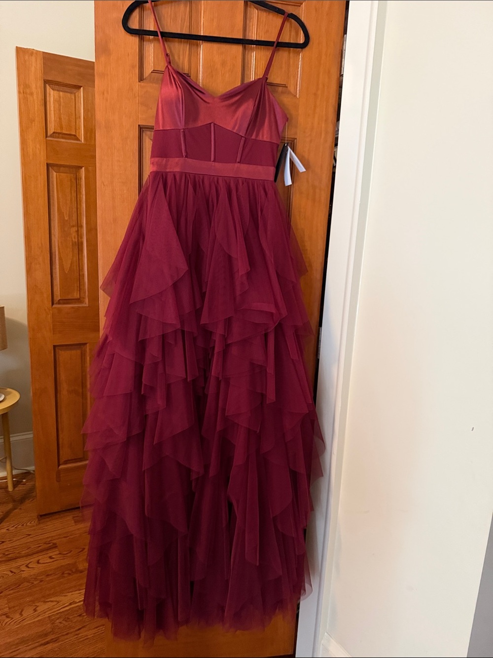 City Studio Wine Red Layered Tulle Spaghetti Strap Formal Gown